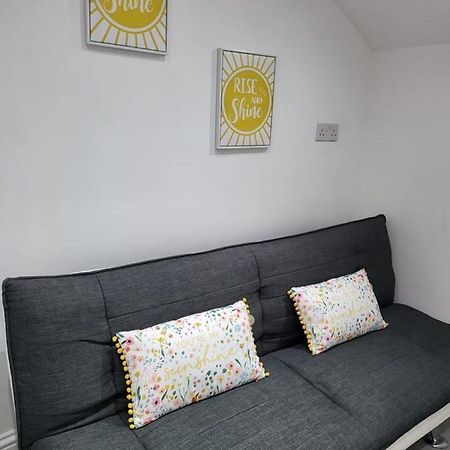 Appartement Fancy Basement Flat B à Londres Extérieur photo