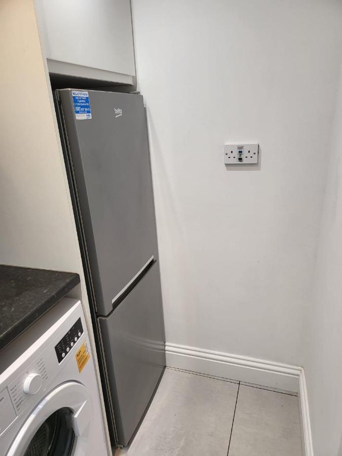 Appartement Fancy Basement Flat B à Londres Extérieur photo
